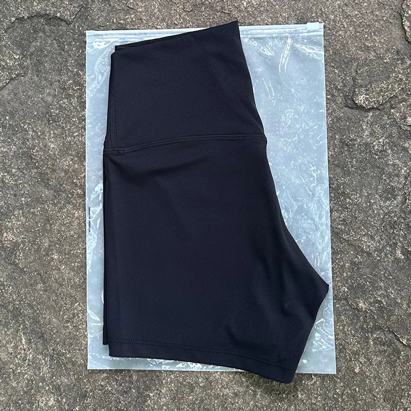 Biker deportiva de nylon y elastano sin costuras