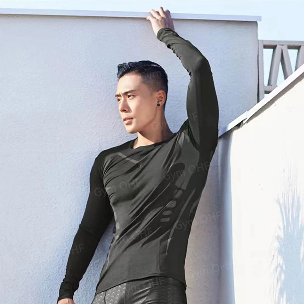 Remera deportiva ajustada de hombre de manga corta