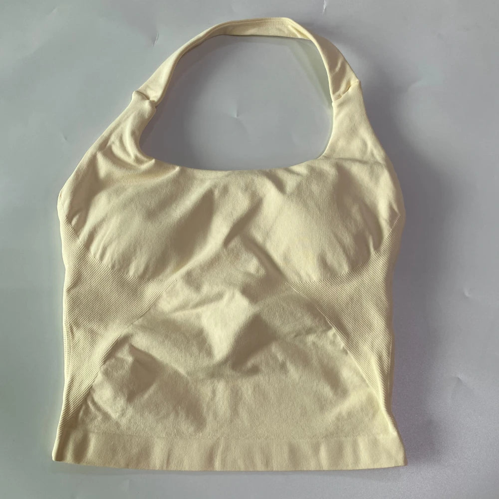 Top deportivo largo halter con copas removibles