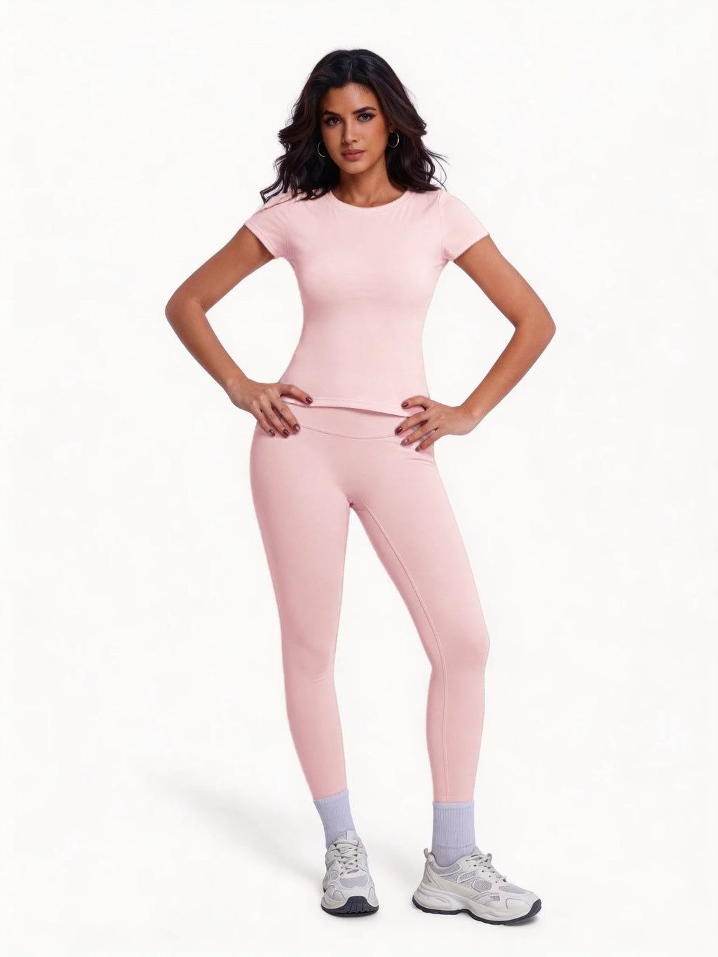 Conjunto deportivo de remera manga corta y calza de tiro alto