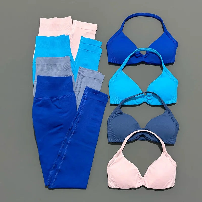 Conjunto de top halter y calza de tiro alto con frunce