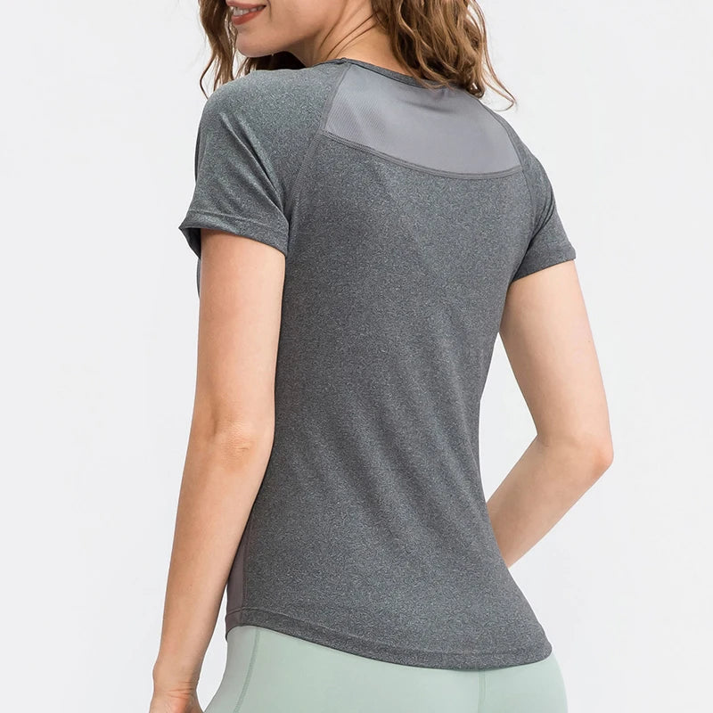 Remera deportiva de manga corta en poliéster y elastano