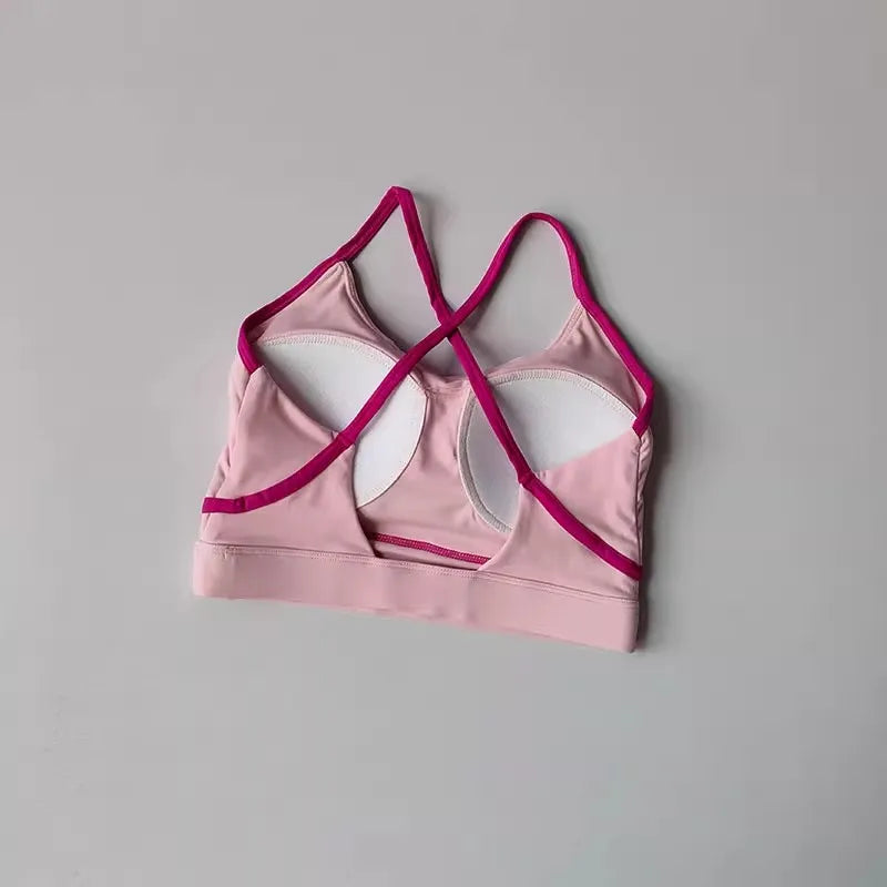 Conjunto deportivo de top y calza de tiro alto con bloques de color
