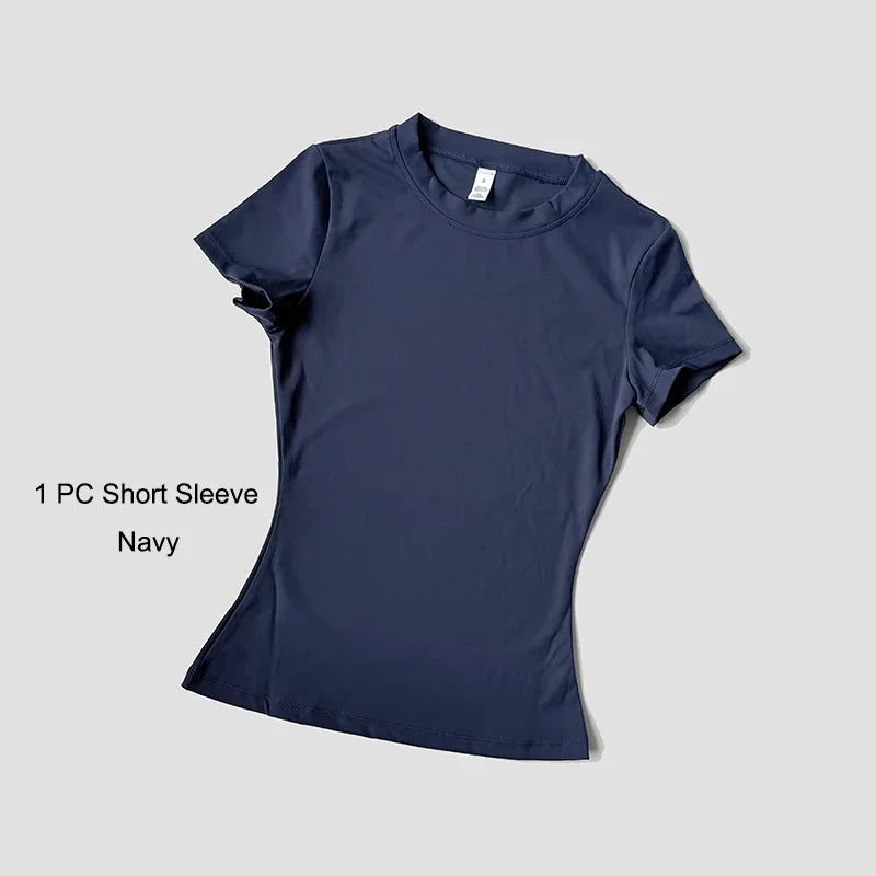 Conjunto deportivo de mujer de remera manga corta y calza