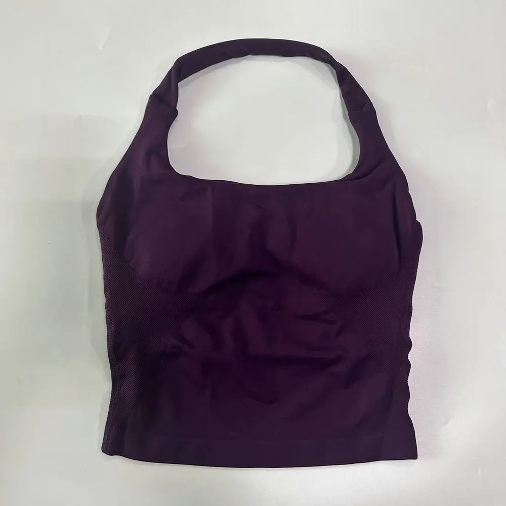 Top deportivo largo halter con copas removibles
