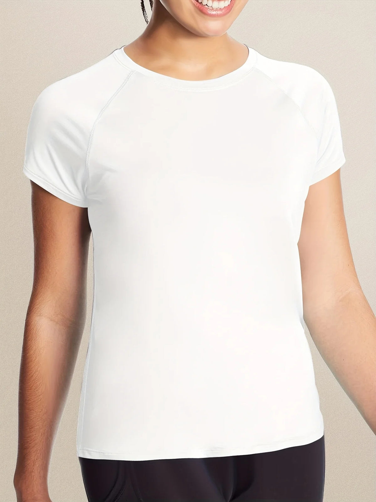Remera deportiva de tejido de malla y cuello redondo