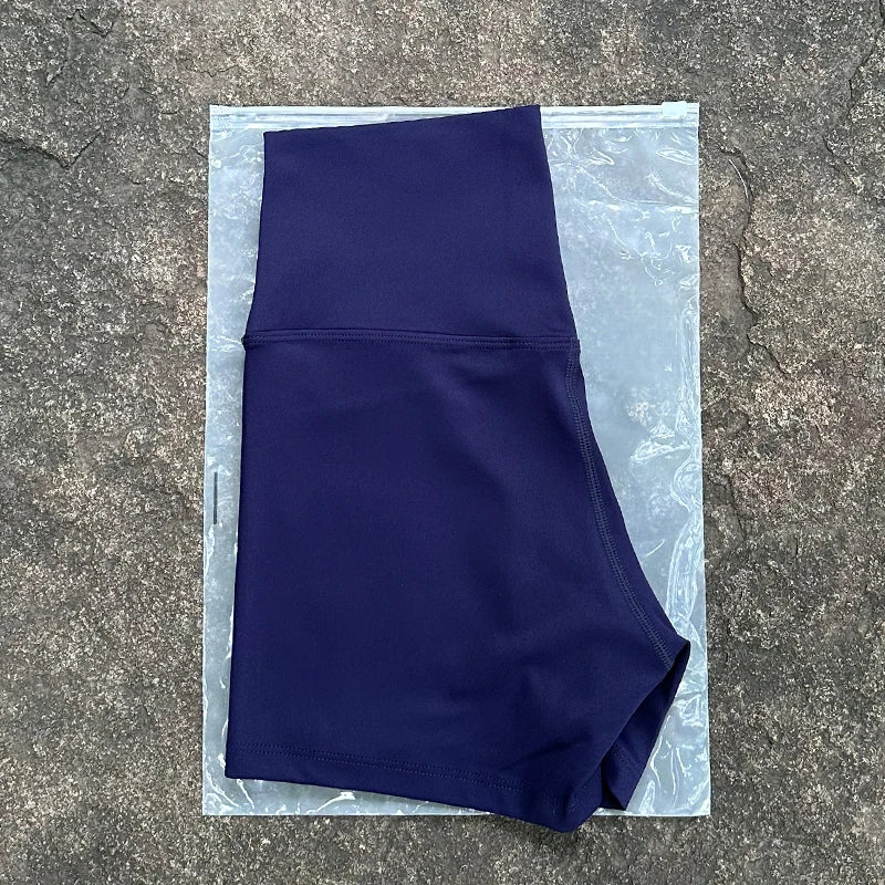 Biker deportiva de nylon y elastano sin costuras