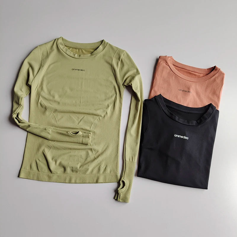 Remera deportiva ajustada de manga larga