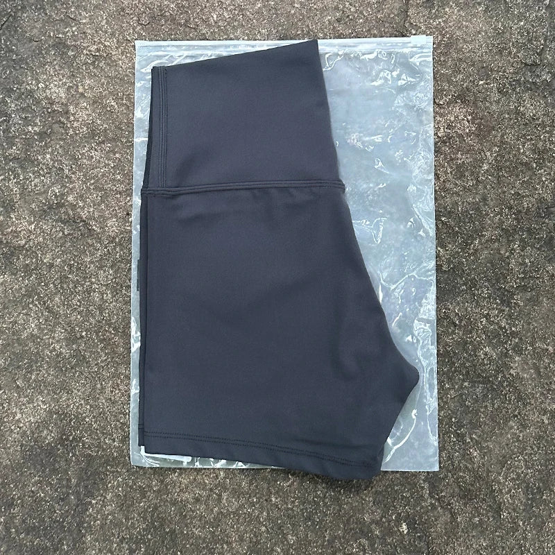 Biker deportiva de nylon y elastano sin costuras
