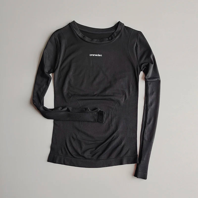 Remera deportiva ajustada de manga larga