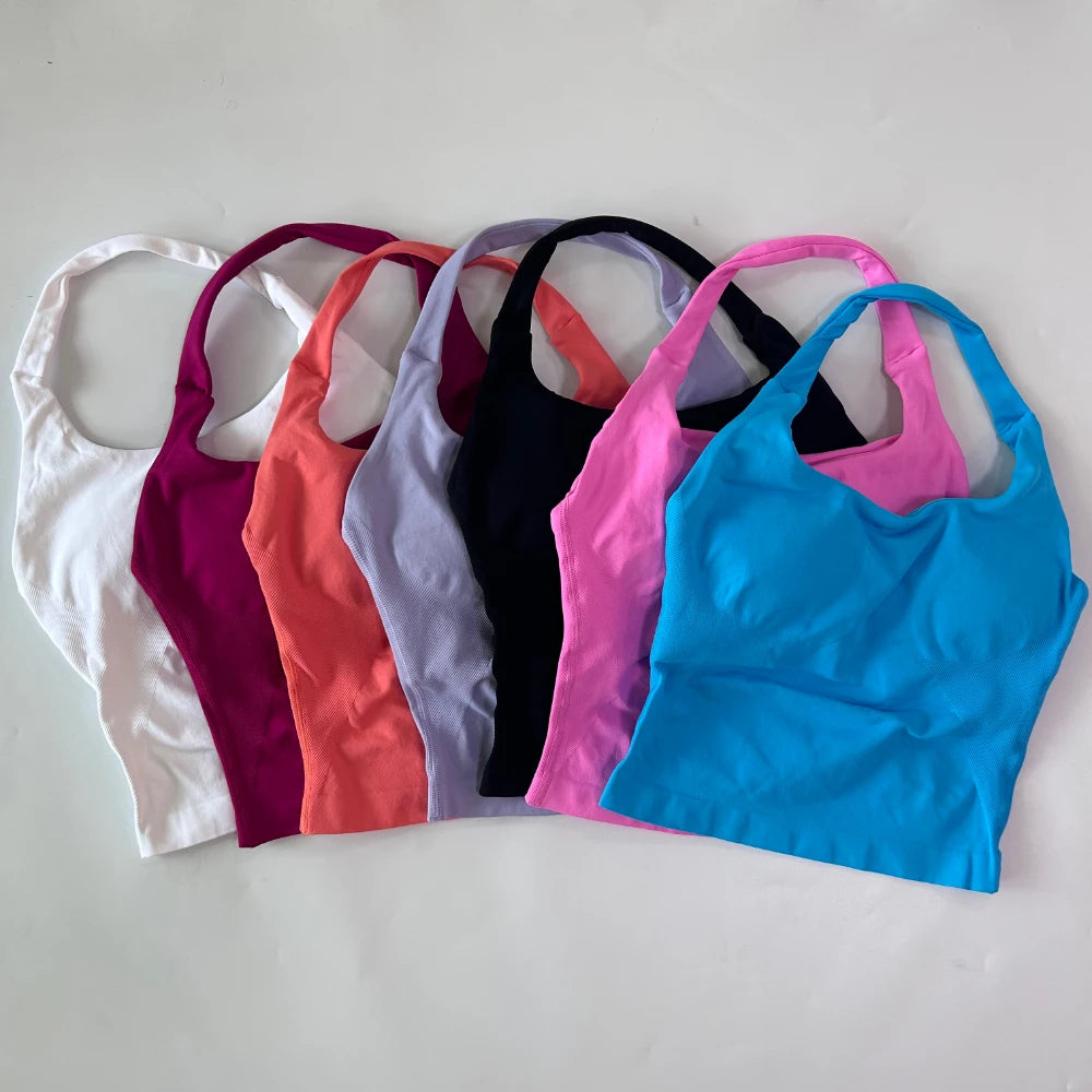 Top deportivo largo halter con copas removibles