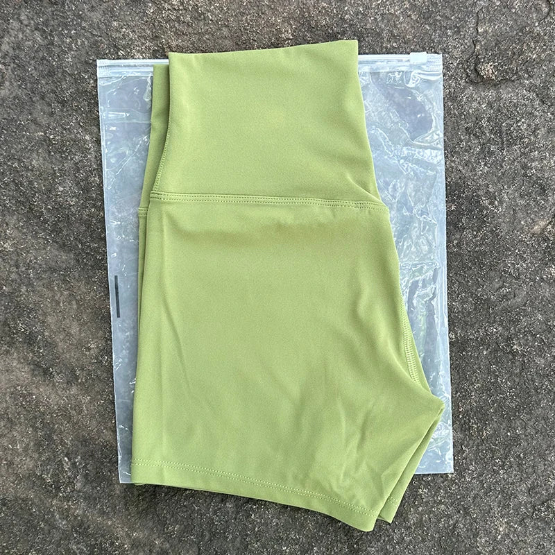 Biker deportiva de nylon y elastano sin costuras