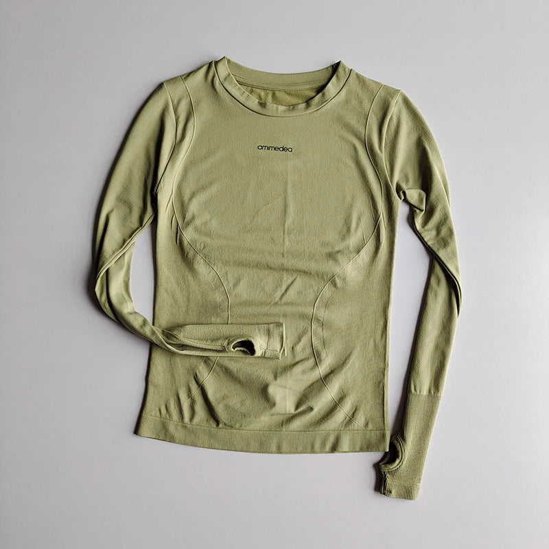 Remera deportiva ajustada de manga larga