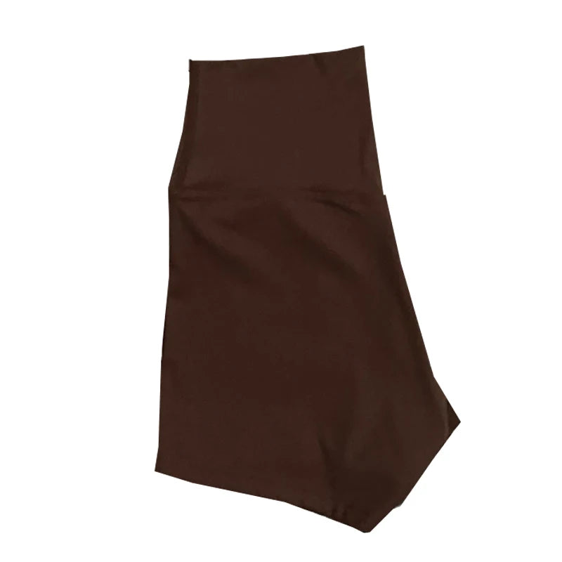 Biker deportiva de nylon y elastano sin costuras