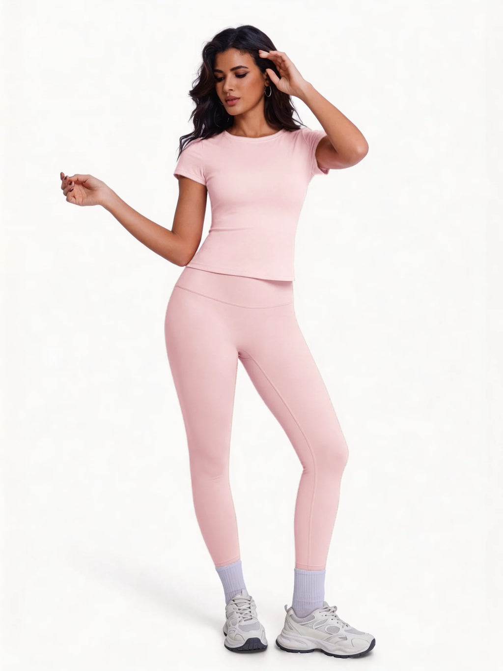 Conjunto deportivo de remera manga corta y calza de tiro alto
