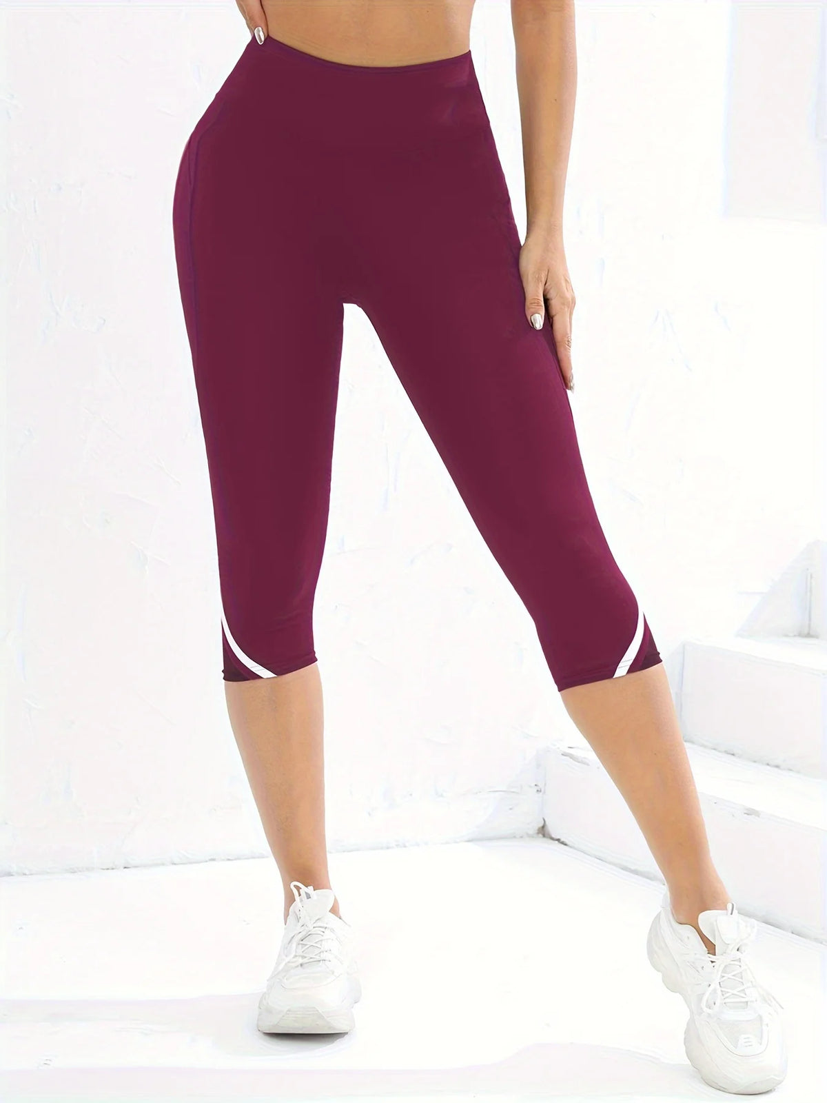 Calza capri deportiva de tiro alto elastizada