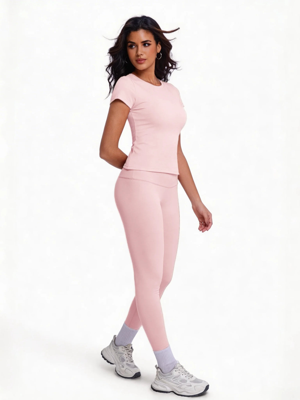 Conjunto deportivo de remera manga corta y calza de tiro alto