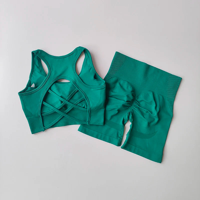 Conjunto sin costuras de top y short de tiro alto